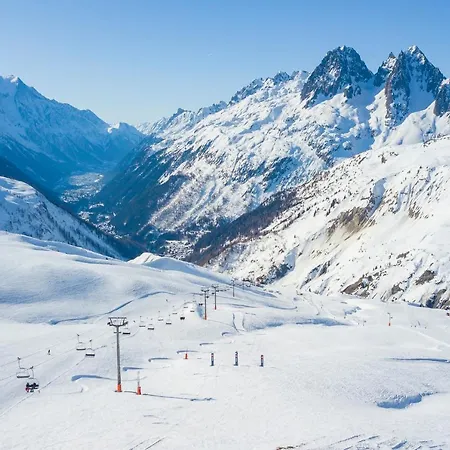 Апартаменти De Lognan- Les Drus 18 *